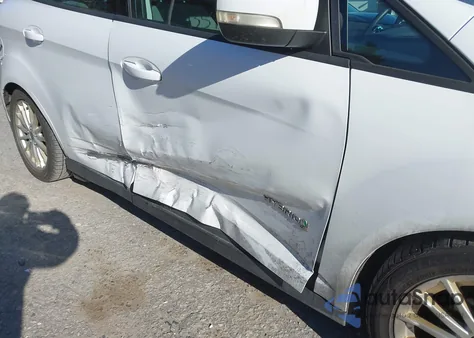 2014 Ford C-Max Hybrid Se from USA, damaged, VIN 1FADP5AU9EL501962